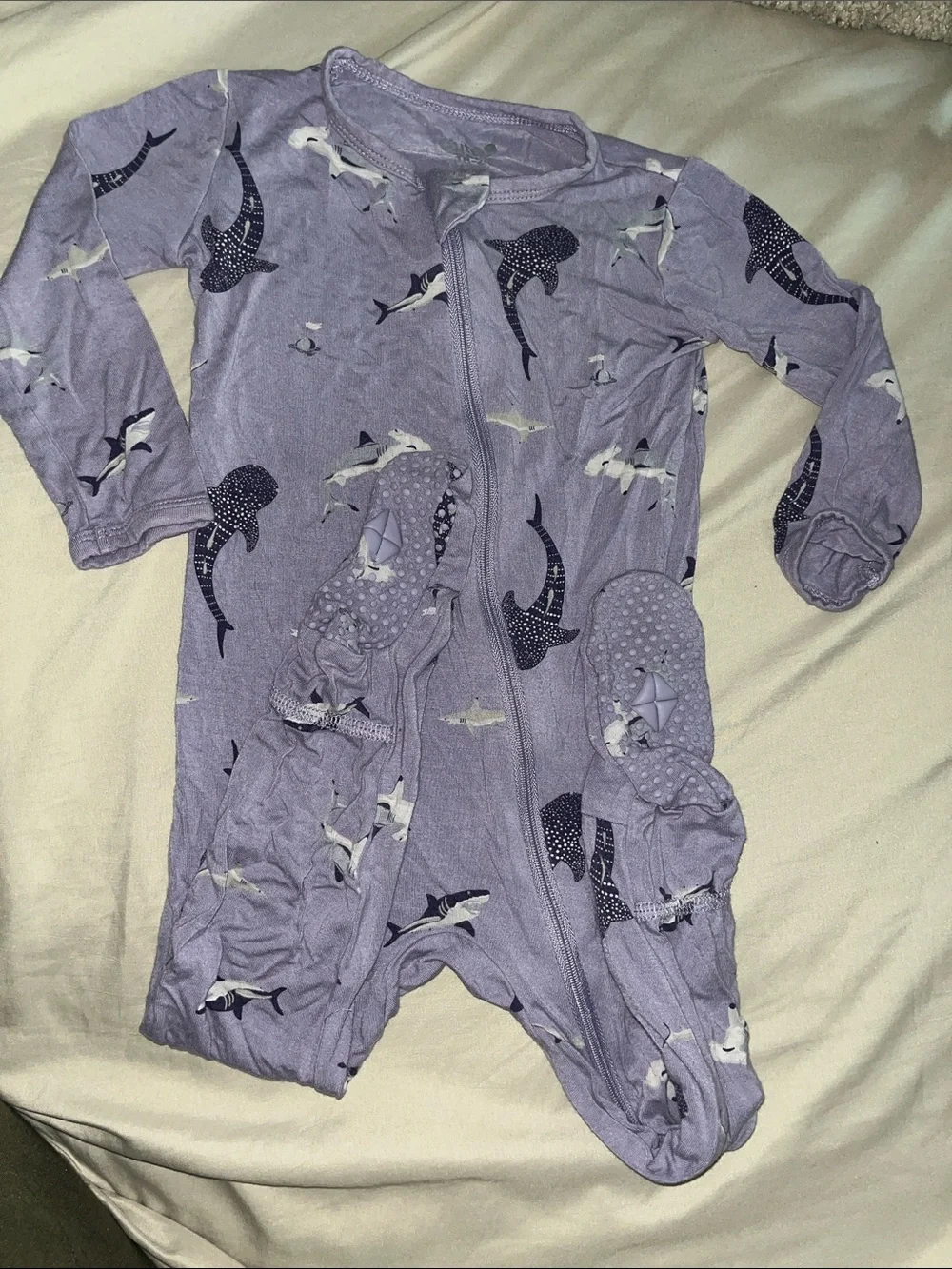 Kyte baby taro shark footie 18-24m